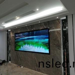 無(wu)縫(feng)液(ye)晶拼裝屏(ping)垂(chui)直支(zhi)架(jia)安裝怎麼(me)樣(yang)