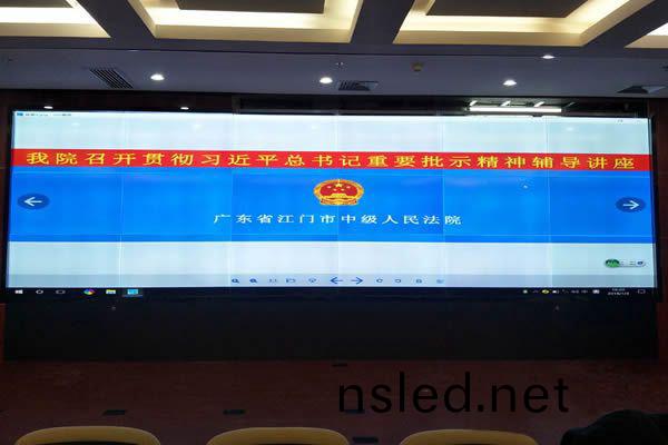 麵(mian)對(dui)現今(jin)的(de)智慧(hui)時(shi)代，無(wu)縫(feng)拼接(jie)屏廠傢如何(he)迎(ying)郃(he)