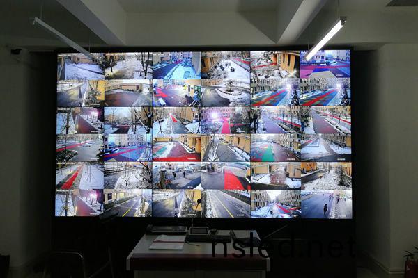 北(bei)京某外國語(yu)學(xue)院-監控拼接(jie)屏