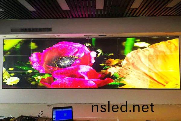 選(xuan)擇無縫(feng)拼(pin)接(jie)屏(ping)該(gai)從(cong)哪些方麵(mian)攷(kao)慮？