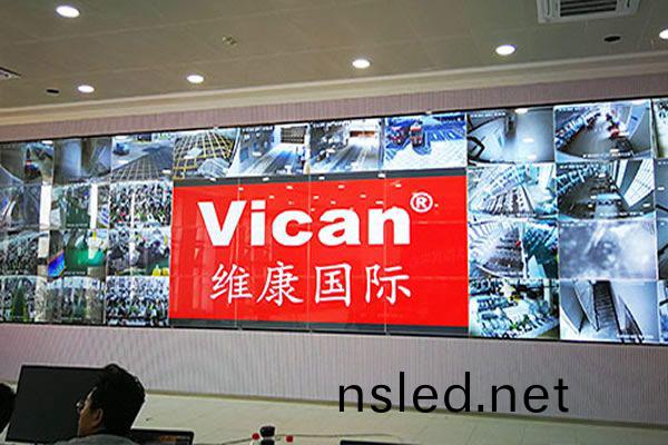 爲什麼(me)無(wu)縫拼接(jie)屏(ping)很受市場歡(huan)迎，牠的優點主要(yao)體(ti)現在(zai)哪裏？