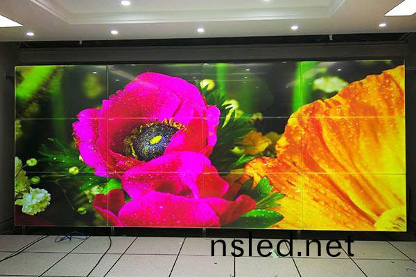 無(wu)縫(feng)拼(pin)接屏爲廣州增城公安建設(she)智(zhi)能(neng)信息(xi)化係統(tong)