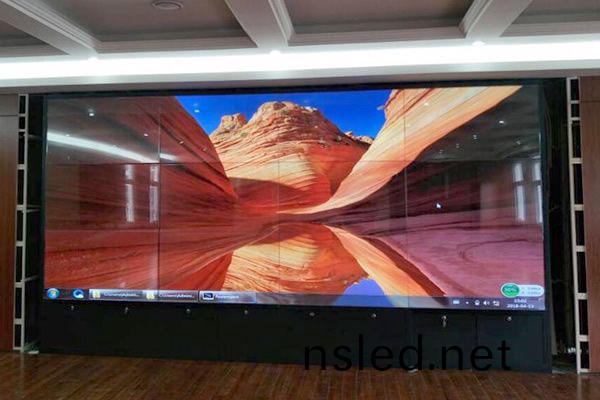 無縫(feng)拼接(jie)屏(ping)如(ru)何實現0mm拼(pin)縫(feng)的高清(qing)顯示(shi)？