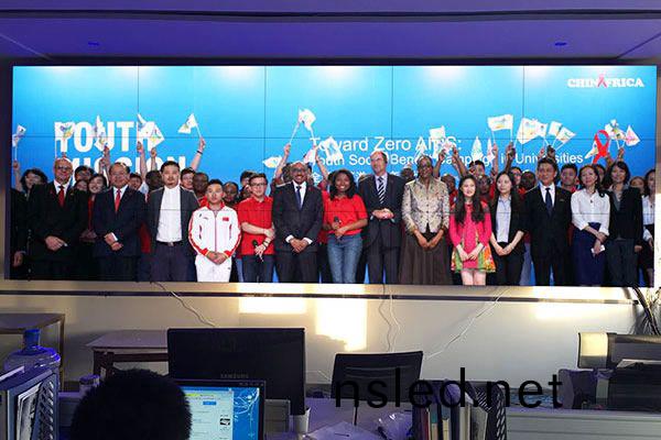 展(zhan)廳拼(pin)接(jie)屏應(ying)該(gai)如(ru)何(he)選(xuan)擇(ze)？