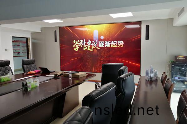 廣(guang)東(dong)電力醫(yi)院-55寸液(ye)晶拼(pin)接屏(ping)