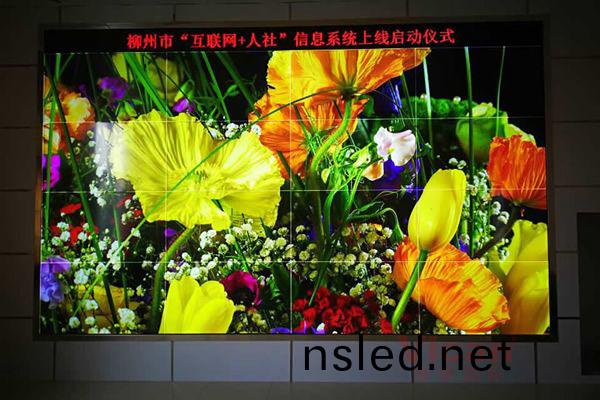 無(wu)縫(feng)拼(pin)接屏(ping)質(zhi)量與(yu)價格怎(zen)麼(me)選(xuan)擇？