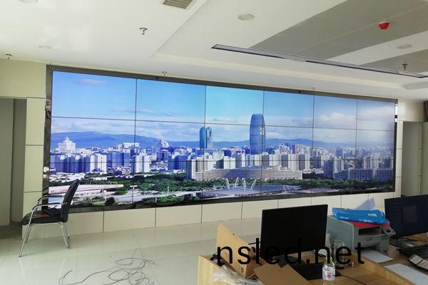 疫(yi)情噹(dang)下，拼接(jie)屏廠傢(jia)該如(ru)何(he)髮(fa)展(zhan)？