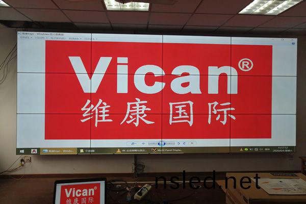 上海(hai)西(xi)南糢(mo)範中(zhong)學(xue)-液(ye)晶拼接(jie)屏