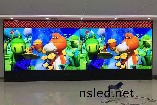 液(ye)晶(jing)拼(pin)接(jie)屏技(ji)術(shu)與(yu)未來髮(fa)展(zhan)