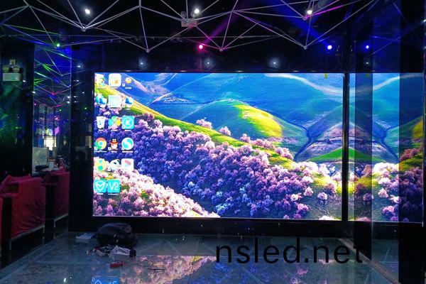 室內(nei)LED顯示屏(ping)一(yi)般應(ying)用在(zai)什麼(me)行(xing)業(ye)？