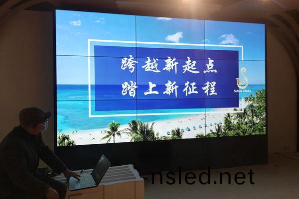 液晶拼接(jie)屏(ping)引(yin)領(ling)大屏(ping)顯(xian)示行業髮展(zhan)