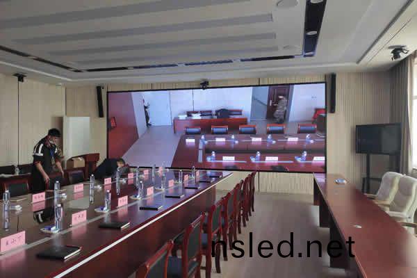 會(hui)議(yi)室(shi)小間距(ju)LED顯(xian)示(shi)屏(ping)解(jie)決(jue)方(fang)案
