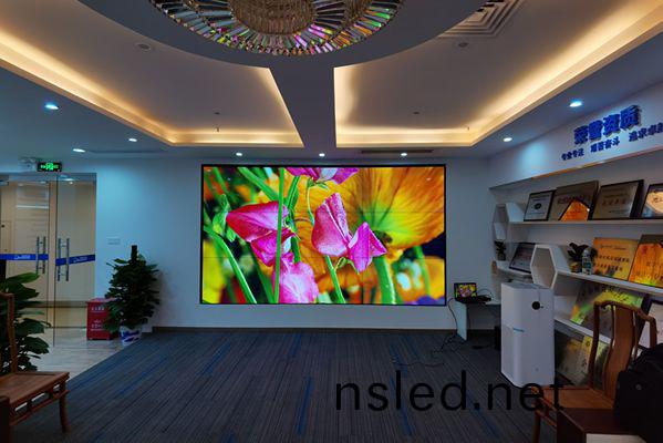 液(ye)晶(jing)拼(pin)接屏解決方案怎(zen)麼設計(ji)