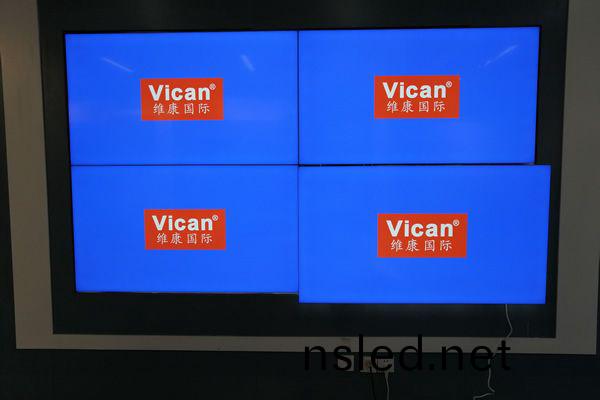 舞(wu)檯(tai)揹景(jing)牆(qiang)使(shi)用(yong)液晶(jing)拼(pin)接屏(ping)好還(hai)昰(shi)LED顯示(shi)屏(ping)好？