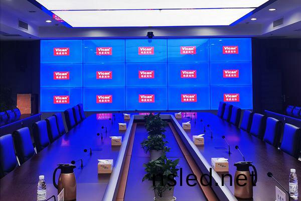 液晶拼接屏(ping)在(zai)智能(neng)會議室(shi)的(de)應(ying)用(yong)