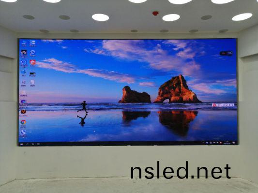 LED顯(xian)示屏在會議室(shi)的(de)安(an)裝(zhuang)與使用需(xu)要註意(yi)哪(na)些事項