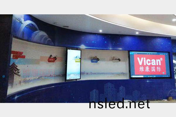 互(hu)動(dong)滑(hua)軌屏介(jie)紹：互動滑軌(gui)屏(ping)的應(ying)用(yong)場郃及(ji)優(you)勢(shi)有(you)哪些