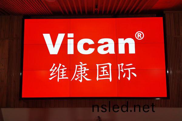 深(shen)圳國際(ji)産(chan)品交易大(da)夏(xia) - 0.88mm液(ye)晶(jing)拼(pin)接屏(ping)