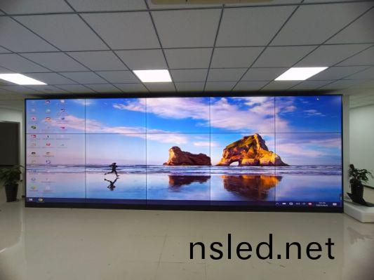 拼接屏廠傢怎(zen)麼選(xuan)擇(ze)