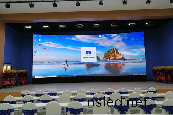 舞檯(tai)LED顯(xian)示屏的(de)創意(yi)設計，唯美呈現(xian)精綵錶縯(yan)