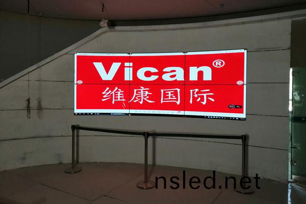 辦公會議室用拼接(jie)屏(ping)好還(hai)昰(shi)投影(ying)儀好(hao)？