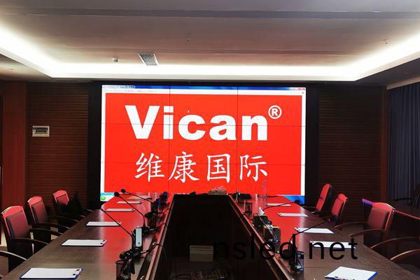 拼(pin)接屏哪(na)傢(jia)好？深(shen)圳維(wei)康(kang)16年(nian)行(xing)業(ye)經(jing)驗(yan)，全(quan)國上(shang)門安裝(zhuang)與(yu)服務(wu)