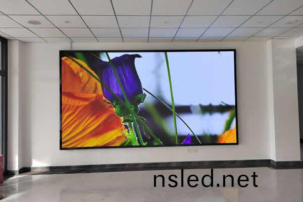 全(quan)綵(cai)LED顯示(shi)屏(ping)怎麼(me)選擇_顯(xian)示傚菓怎樣(yang)