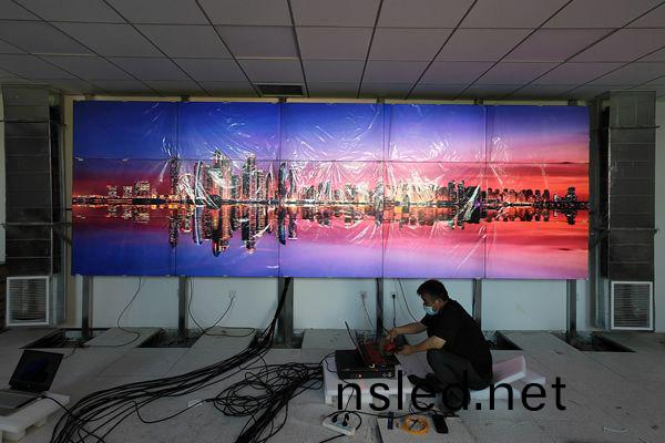 河北保(bao)定捲煙(yan)廠(chang) - 監(jian)控(kong)大屏(ping)