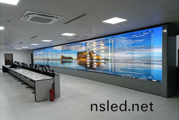 弧形(xing)拼(pin)接(jie)顯(xian)示大屏(ping)有哪(na)些_弧(hu)形(xing)拼接顯(xian)示(shi)屏方案設計(ji)