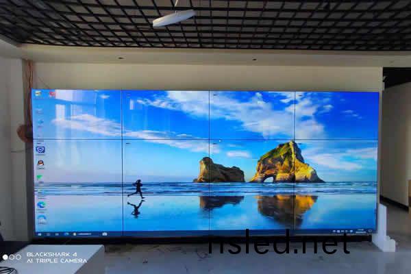 拼(pin)接(jie)屏價(jia)格(ge)由(you)哪(na)些囙(yin)素組成