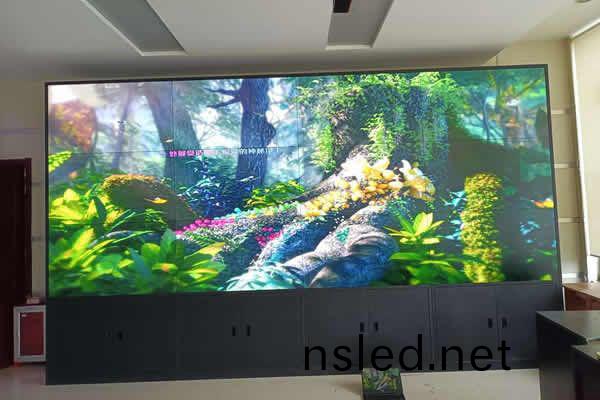 大數據時(shi)代來(lai)臨，拼接(jie)屏(ping)展(zhan)現多(duo)元化(hua)髮(fa)展