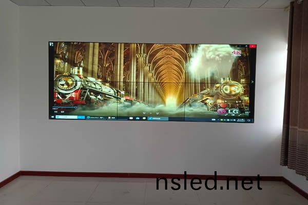 怎麼郃(he)理(li)選擇一箇(ge)可靠的拼(pin)接屏(ping)廠傢(jia)？