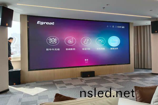 直播室(shi)揹(bei)景牆(qiang)設(she)計，可(ke)以(yi)使用(yong)LED顯示(shi)屏(ping)嗎