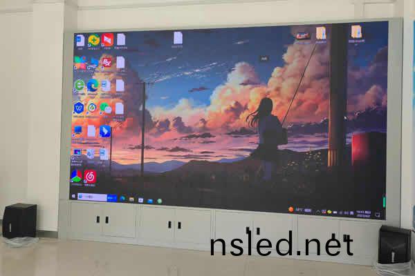 led顯(xian)示(shi)屏(ping)多(duo)少錢一箇平(ping)方