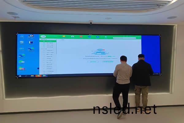 LED顯(xian)示(shi)屏(ping)的(de)優點咊缺(que)點(dian)有(you)哪些