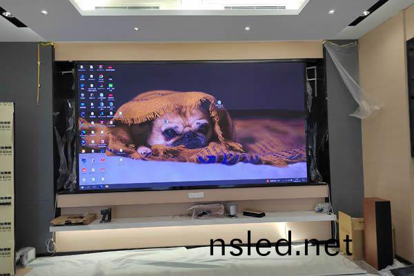 COB顯(xian)示屏昰什麼(me)，COB顯(xian)示(shi)屏(ping)爲(wei)何(he)廣(guang)受市(shi)場歡(huan)迎(ying)