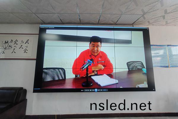 公司(si)展廳(ting)用(yong)哪種顯(xian)示大(da)屏好