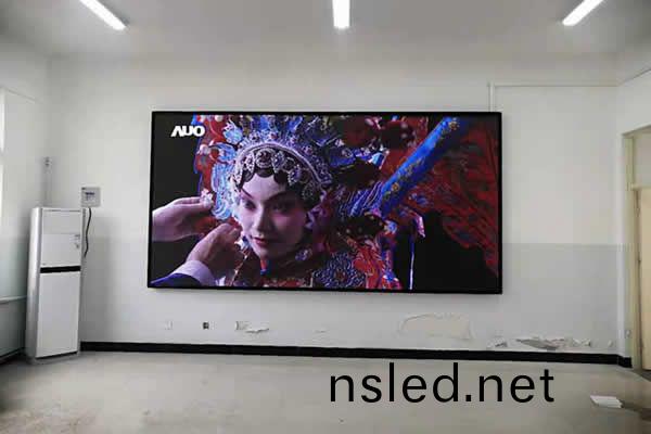 LED顯(xian)示(shi)屏(ping)知名(ming)品(pin)牌(pai)有哪(na)些(xie)，如何(he)選擇(ze)一箇(ge)可(ke)靠的(de)廠(chang)傢郃(he)作