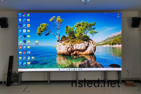 LED顯(xian)示(shi)屏(ping)怎(zen)麼樣(yang)，LED顯示(shi)屏(ping)的優(you)缺(que)點(dian)昰(shi)什麼(me)