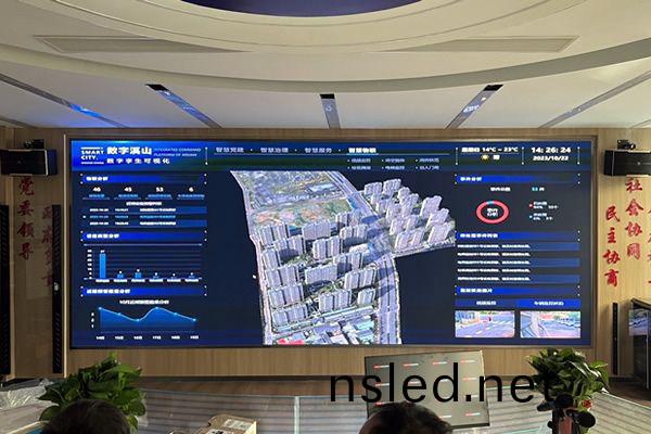 網絡直(zhi)播室(shi)LED顯(xian)示(shi)屏係(xi)統(tong)解(jie)決方案(an)怎麼設(she)計