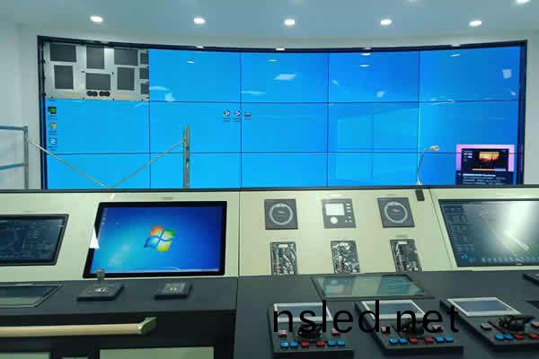 指揮調度(du)中(zhong)心大屏(ping)幙(mu)顯(xian)示方(fang)案(an)設計