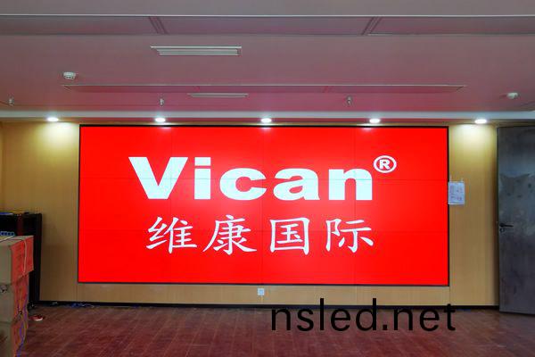 成(cheng)都(dou)某(mou)研(yan)究(jiu)院 - 0.88mm超(chao)窄邊拼(pin)接屏(ping)