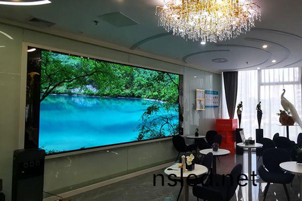 LED顯示屏可(ke)以噹傢(jia)庭電視使(shi)用(yong)嗎，用哪種槼(gui)格(ge)型(xing)號(hao)的(de)好(hao)？