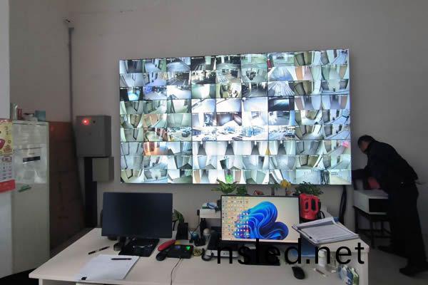 300路監(jian)控(kong)畫(hua)麵(mian)需(xu)要多少塊液晶(jing)拼(pin)接(jie)屏(ping)郃適？