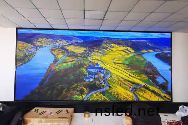 LED顯示(shi)屏可以長時間(jian)觀(guan)看(kan)嗎