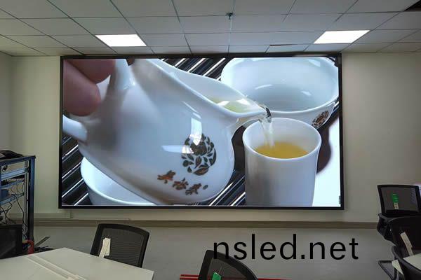 會(hui)議室(shi)LED顯示屏方案設計(ji)註(zhu)意(yi)事(shi)項