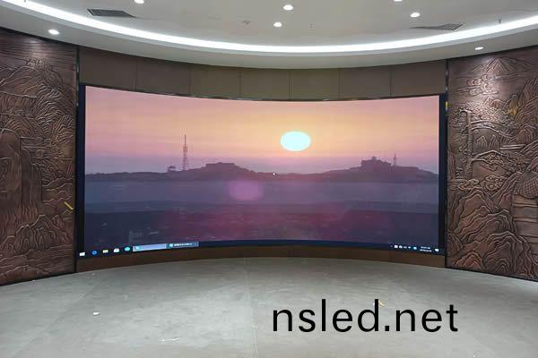 企(qi)業(ye)大廳led大屏怎麼(me)選(xuan)擇？