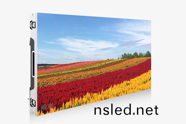 led顯示屏(ping)安(an)裝使(shi)用糢組結(jie)構(gou)好，還(hai)昰(shi)箱體(ti)結(jie)構好？