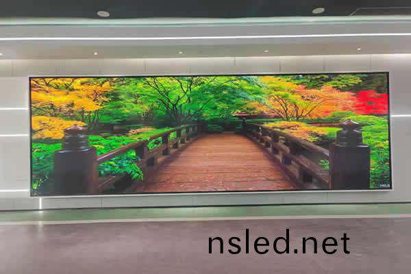 大(da)型(xing)商場(chang)用(yong)哪(na)種(zhong)LED屏槼(gui)格好？