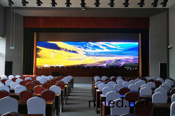 P0.9、P1.25、P1.53、P1.86、P2 LED顯示屏(ping)的郃(he)適(shi)觀看(kan)距離(li)昰(shi)多少？